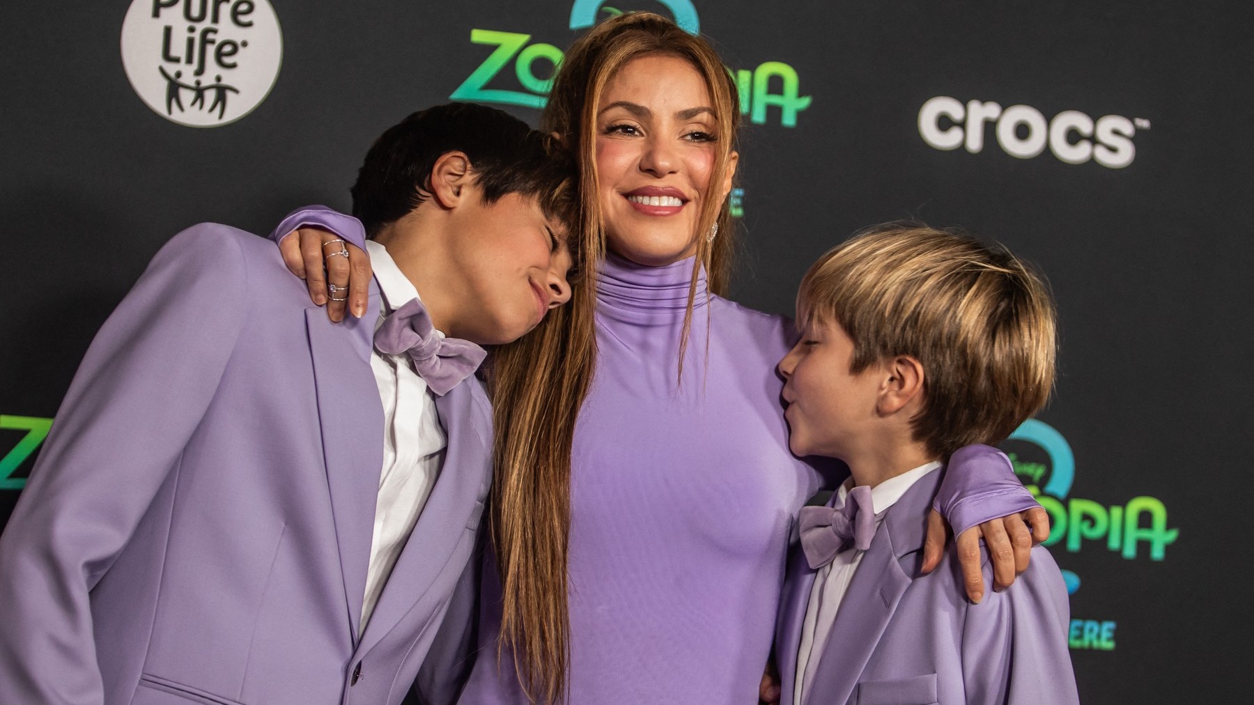Shakira a jej dvaja synovia Milan a Sasha. 