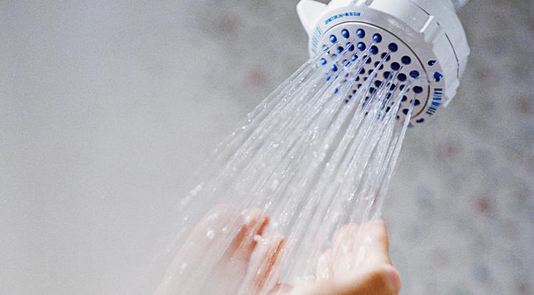 Így lesz újra tiszta a zuhanyzóm. Fotó: Getty Images