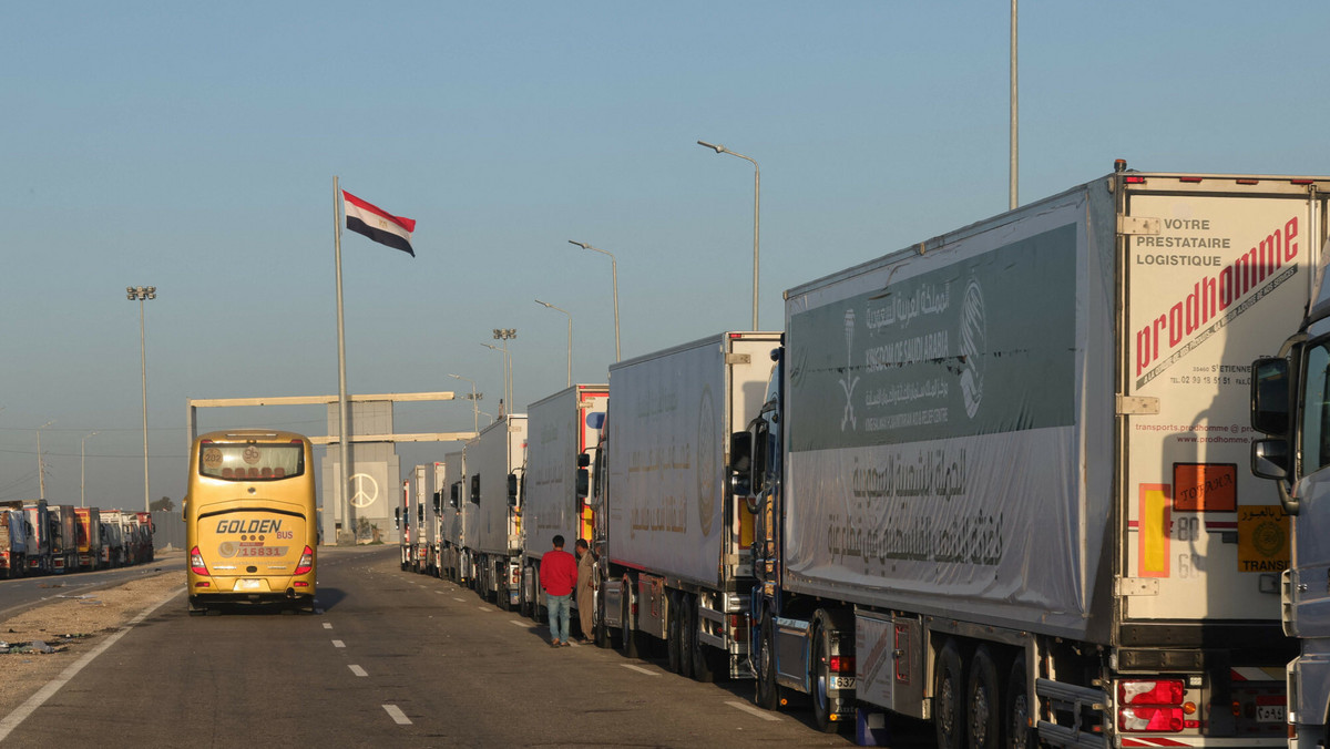 Izrael otwiera przejście graniczne do Strefy Gazy. Cel to pomoc humanitarna
