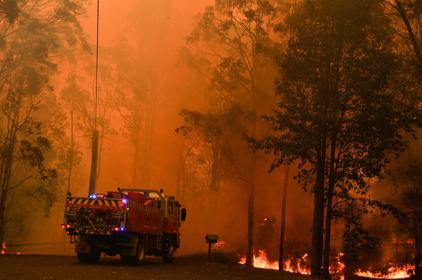 Bushfires continue to burn in New South Wales, Australia