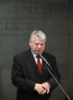 Borusewicz: Polski węgiel zalega na hałdach. Sprzedamy go Ukrainie