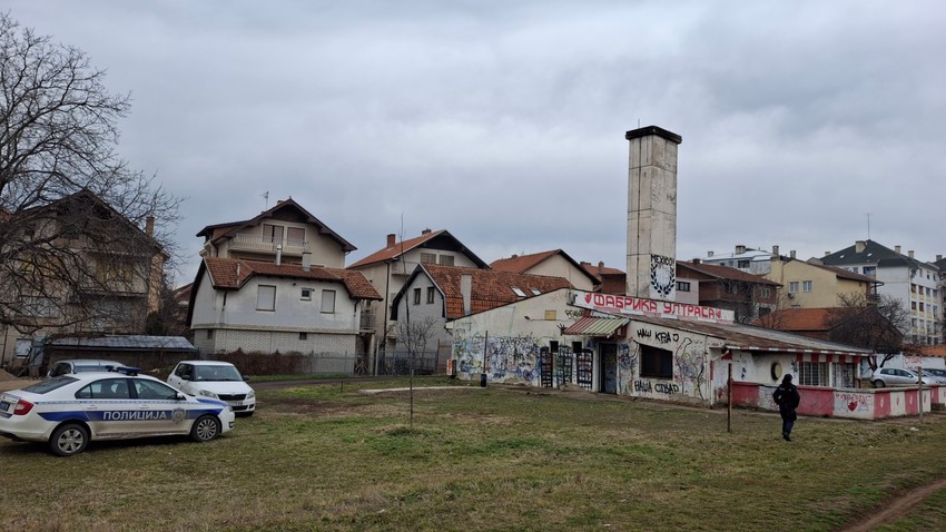 Policija ispred kotlarnice 