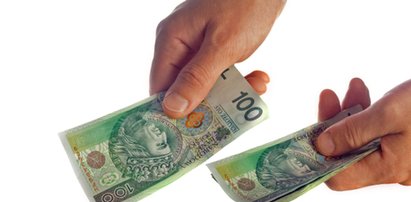 Za to nie zapłacisz już banknotami! PiS ograniczy obrót gotówką