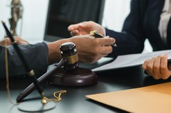 Lawina pozwów uderza w banki. Klienci żądają zwrotu gigantycznych kwot