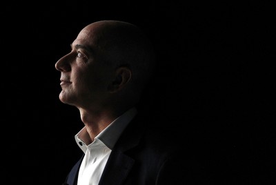 Jeff Bezos sprzedaje akcje Amazona za 3,1 mld dol. Umacnia się na finansowym 'tronie'