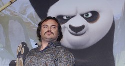 Nawet Clooney nie dał rady Kung Fu Pandzie. Karate miś numerem jeden!