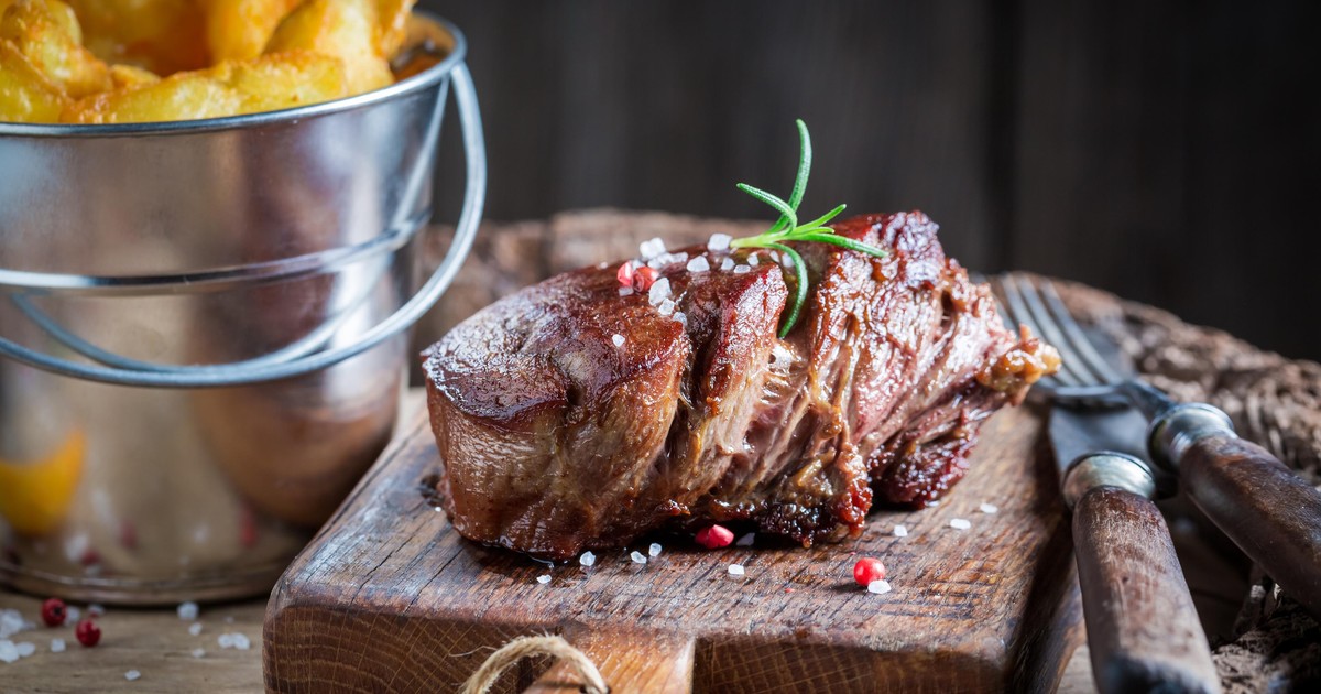 Jak przygotować majówkową ucztę? Oto sprawdzone przepisy Magdy Gessler