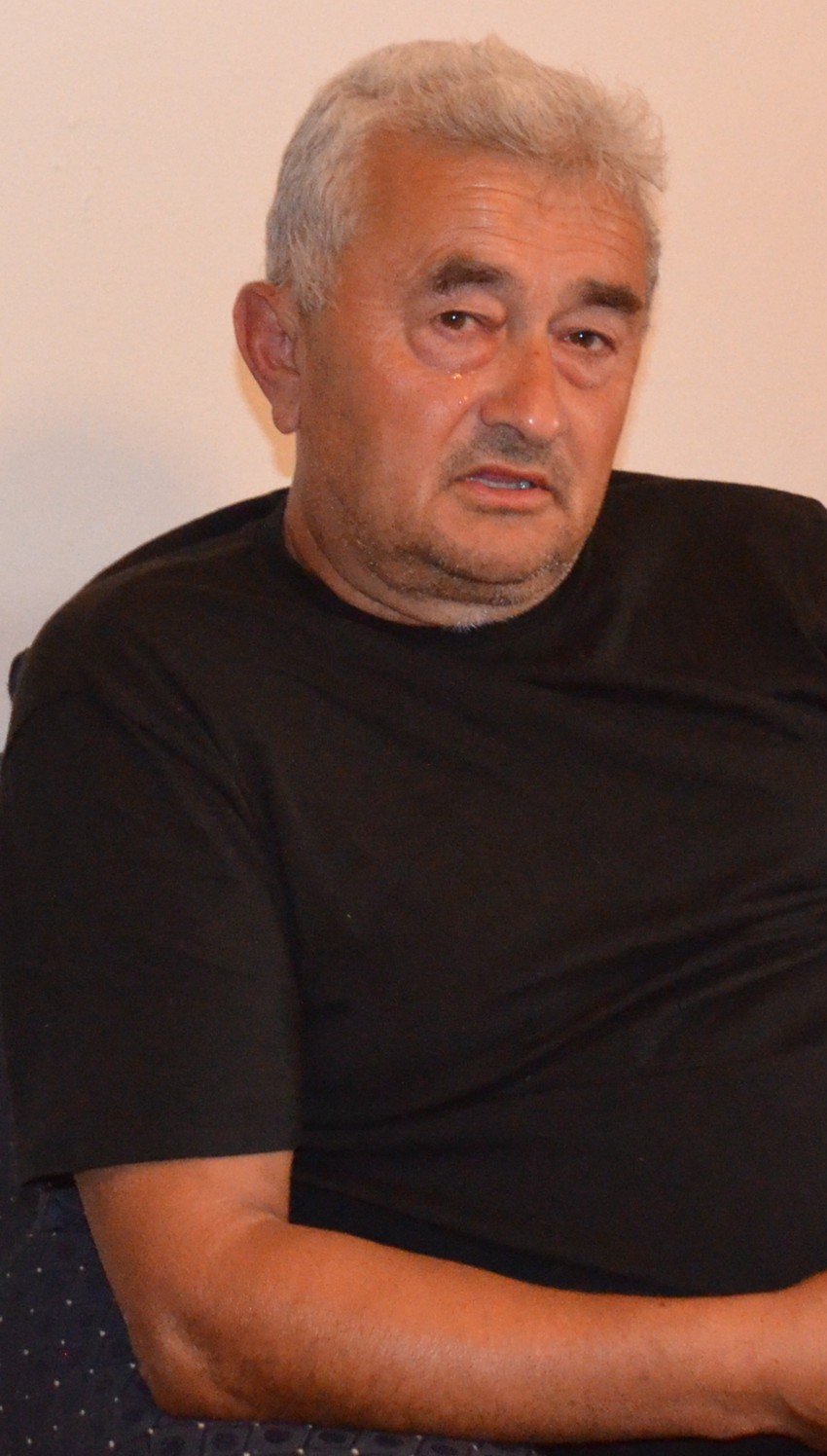 Sveta ne uspeva da zadrži suze