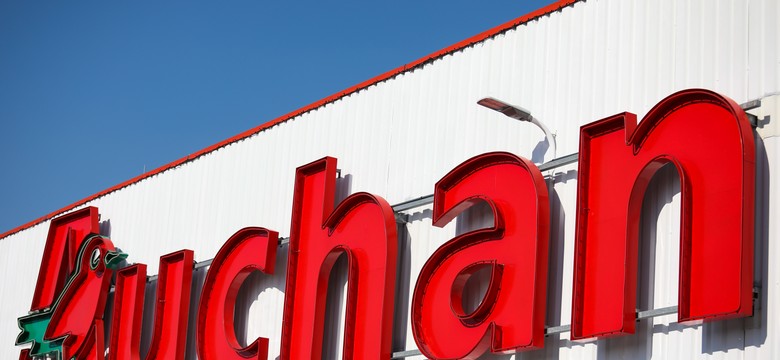 Auchan z pilnym komunikatem. Nie jedz po żadnym pozorem