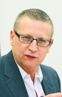 dr Jerzy Głuszyński, TNS Polska