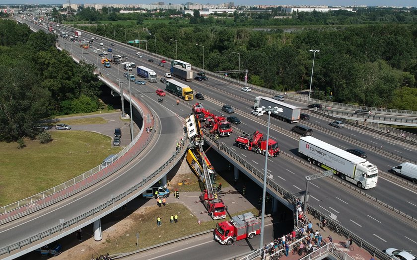 Wypadek autobusu w Warszawie