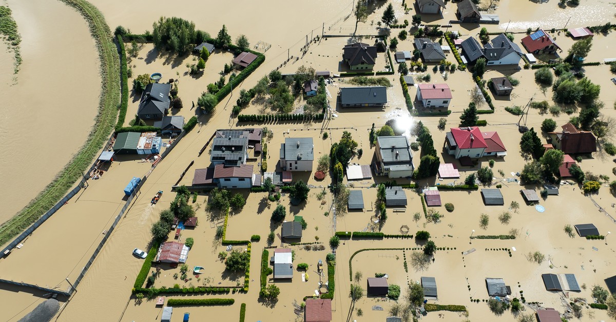 Ministerstwo Finansów przedłuży pomoc dla powodzian. Do kiedy?