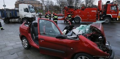 Poranny wypadek na Wisłostradzie