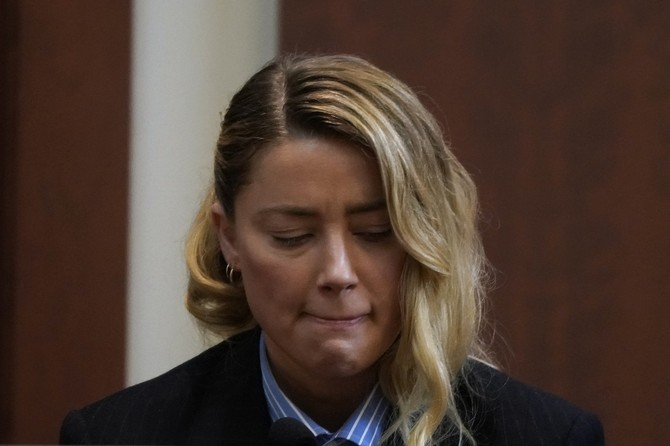 Amber se rasplakala tokom svedočenja 