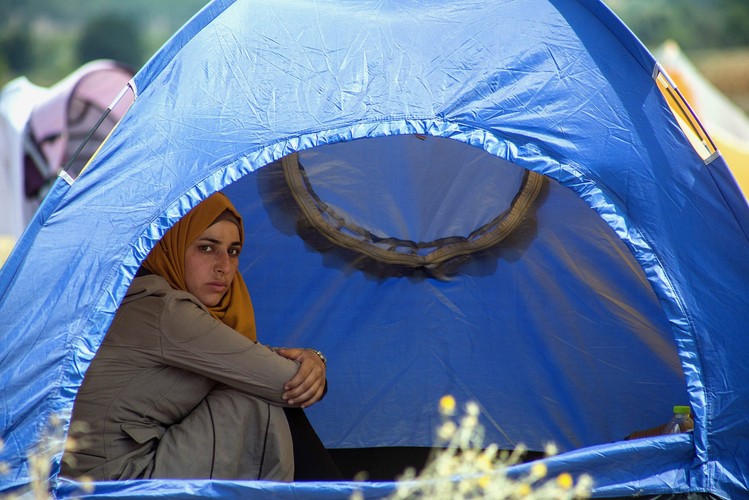 Koszmar uchodźców. Tysiące imigrantów kontra policja na granicy grecko-macedońskiej