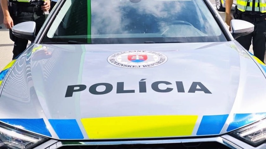 Na mieste zasahuje polícia. (ilustračné foto)