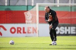 Michniewicz ma powody do niepokoju. 'Koncepcja na Holandię nie wypaliła'