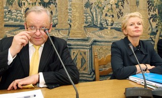 PiS i SP chcą zmian w ustawie refundacyjnej