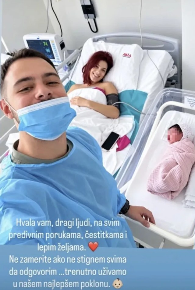 Kristina Denić sa suprugom i bebom