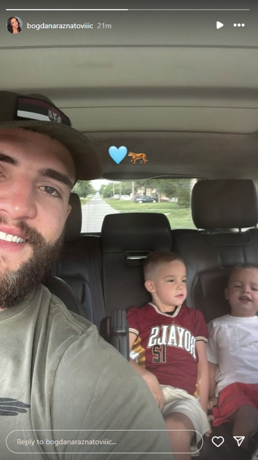 Bogdana objavila fotografiju Veljka sa sinovima
