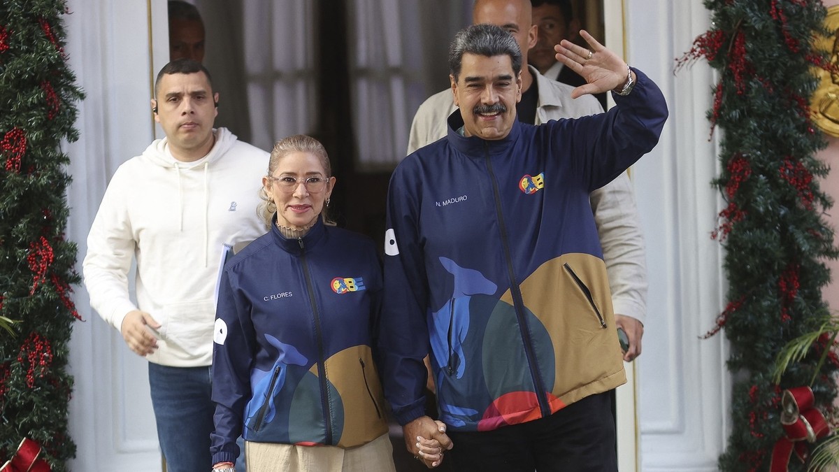 Selija Flores i Nikolas Maduro
