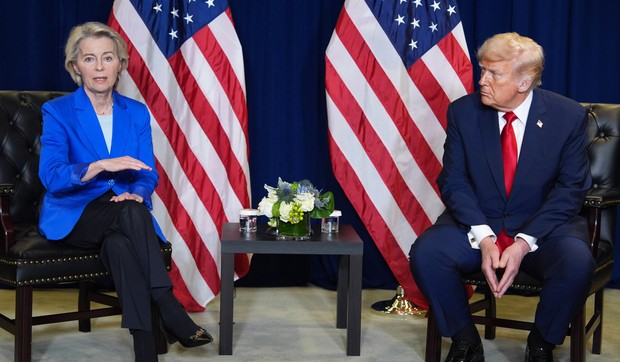 donald tramp i ursula fon der lajen