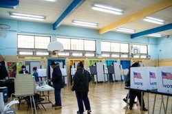 Biden i Trump zdecydowanie wygrali prawybory w Michigan