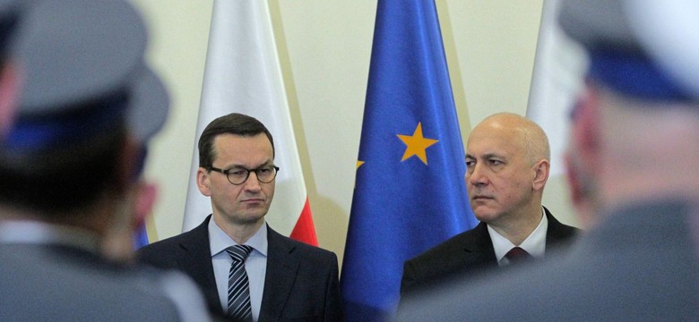 Polacy ufają Policji? Brudziński: Dzięki determinacji rządu posterunki powstają bliżej obywateli