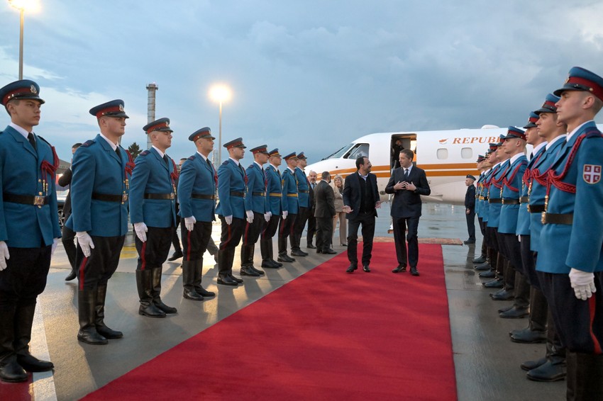Ministar Đurić dočekao predsednika Kipra na beogradskom aerodromu