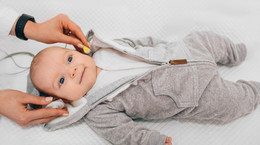 Badanie słuchu u noworodków może wpłynąć na późniejszy rozwój