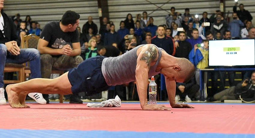 Srđan Ristić oborio Ginisov rekord u urađenim sklekovima