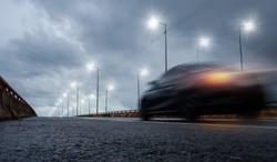 Samochody używane są coraz droższe. Ile trzeba dziś płacić za takie auto? [RAPORT]