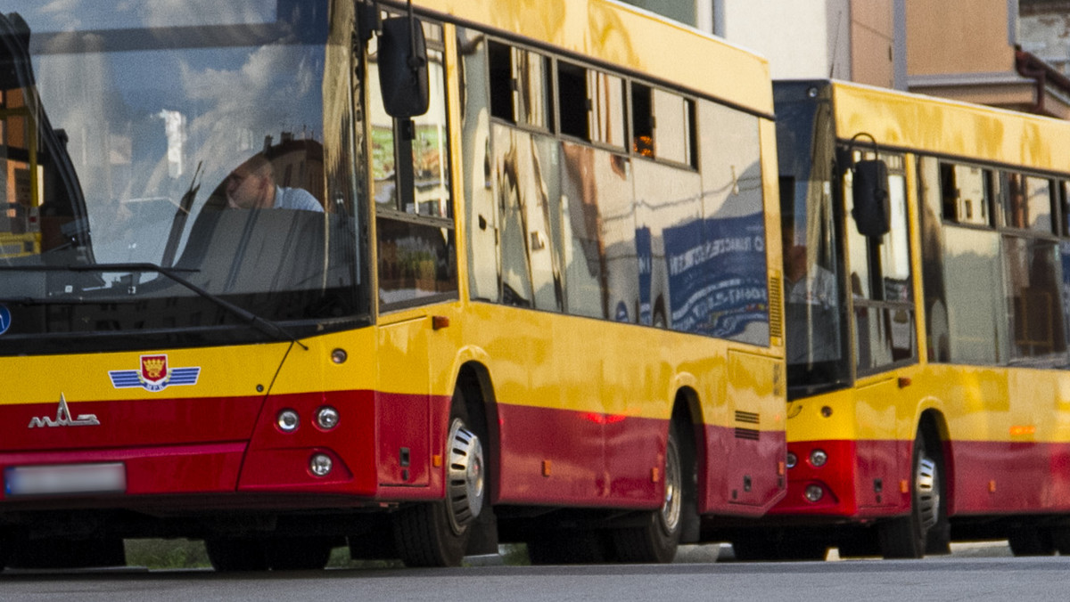 W związku z ukończeniem prac przy moście w Woli Jachowej zmianie ulegnie trasa i godziny kursowania linii nr 43.  Zarząd Transportu Miejskiego w Kielcach informuje zmiany wejdą w życie od 17 grudnia.