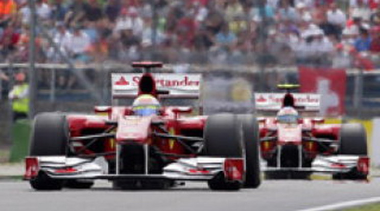 Tarolt a Ferrari a Német Nagydíjon