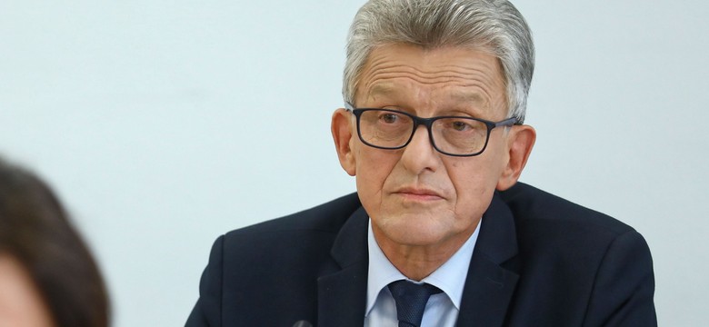 Piotrowicz o wykładzie Gersdorf w Karlsruhe: Przypomina bieganie po obcych dworach