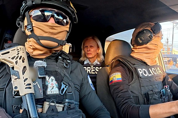 Kokainski super-autoput od Ekvadora do Evrope: BBC u patroli sa policijom