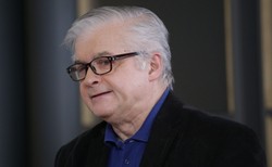 Cimoszewicz ostro recenzuje opozycję: To są przestraszeni oportuniści