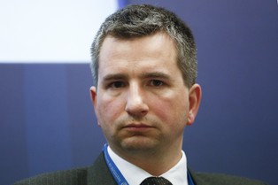 Szczurek o kredytach we frankach: Pomysł szefa KNF wpisuje się w prace resortu finansów