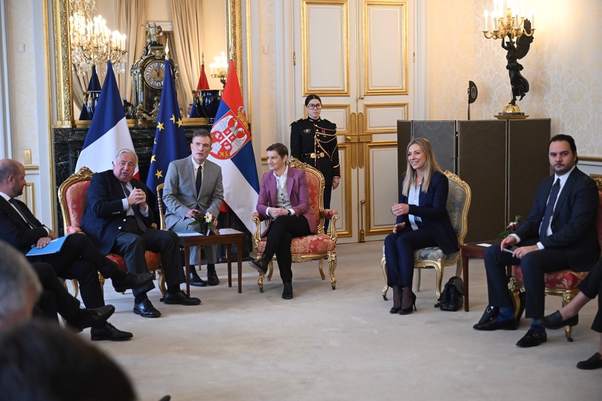 Ana Brnabić i Žerar Larše