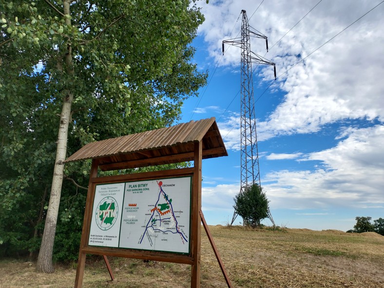 Tuż obok miejsca bitwy pod Sarnową Górą przebiega linia energetyczna