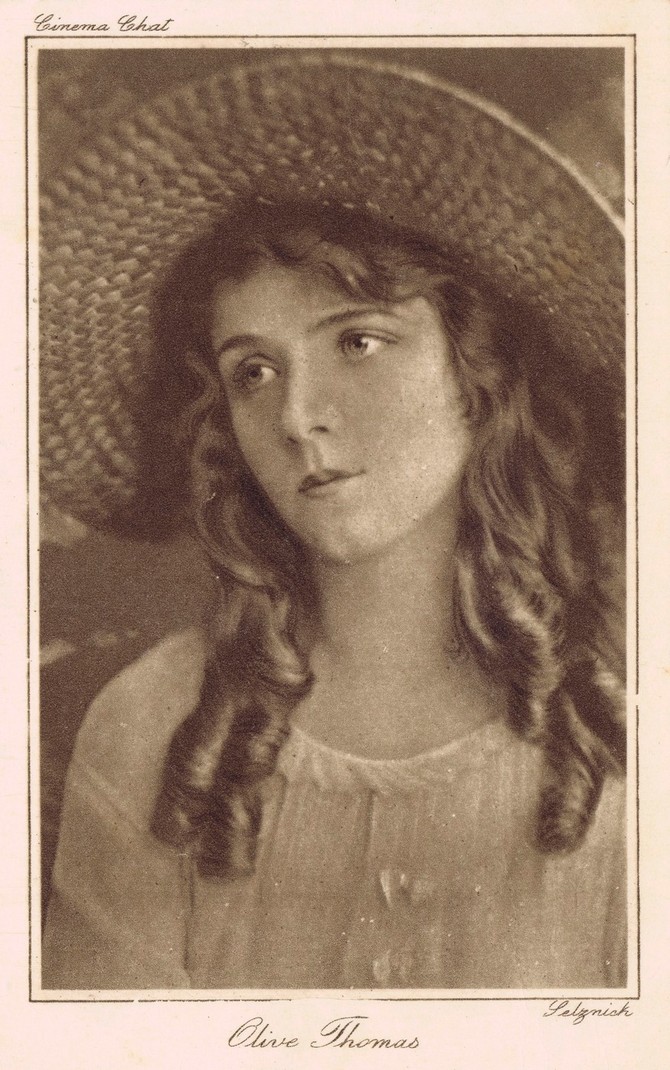 Njen portret iz 1920. godine