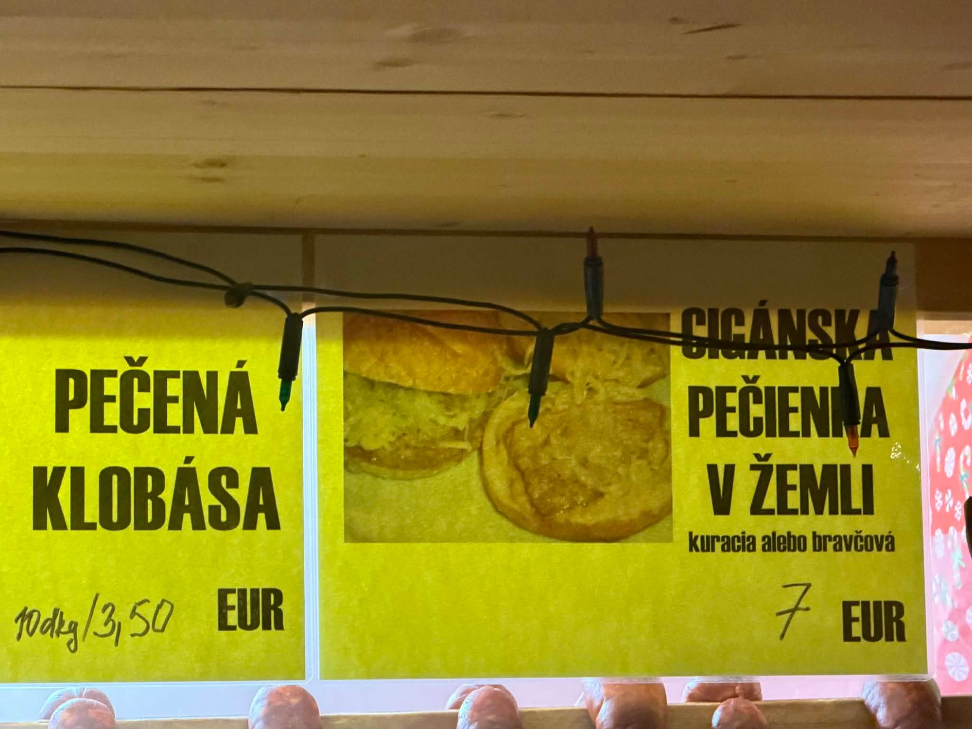 Adventné trhy v Trnave.