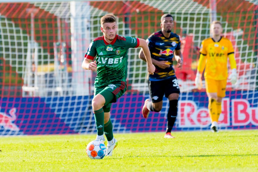 Adrian Łyszczarz (22 l.) ma szansę na kolejny występ i gole już dziś – Śląsk na swoim stadionie zagra z Jagiellonią.