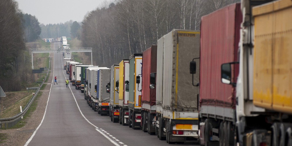 MF przyznaje: właściciele przedsiębiorstw transportowych będą mieli do dyspozycji mniejszą ilość paliwa