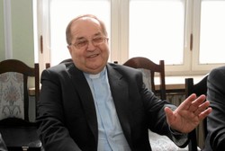 Starcie na prawicy. Ojciec Rydzyk kontra "Gazeta Polska"