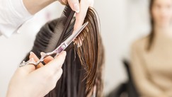 Šišanje postalo luksuz, cene frizerskih usluga eksplodirale