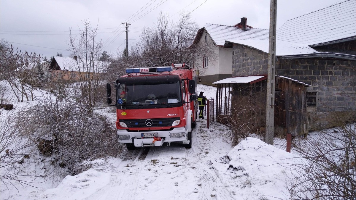 Koronawirus. Podkarpacie: brakuje karetek, przyjeżdża straż pożarna