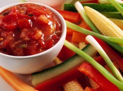 Ekologiczna żywność coraz bardziej popularna. Jak ją wybierać?