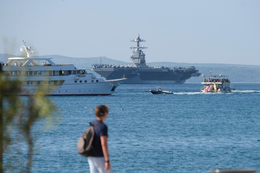 Američki nosač aviona na nuklearni pogon "USS Džerald R. Ford" uplovio u Split