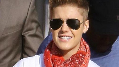 Justin Bieber indulatkezelési tréningre jár